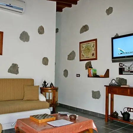 El Coronel Kır Evi